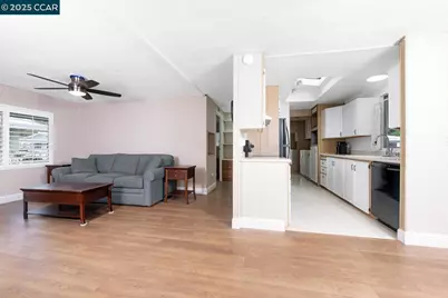 2197 Dalis Drive #124, Concord, CA 94520 - Photo 11