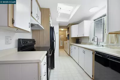 2197 Dalis Drive #124, Concord, CA 94520 - Photo 21