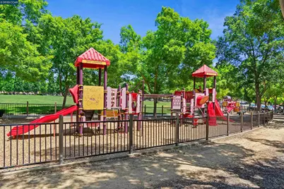 3240 Maguire Way #401, Dublin, CA 94568 - Photo 49