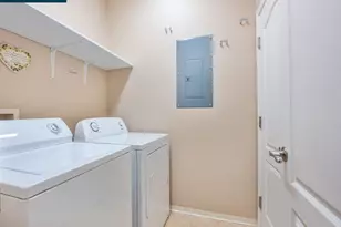 1954 Canyon Oaks Cir, Pittsburg, CA 94565 - Photo 21