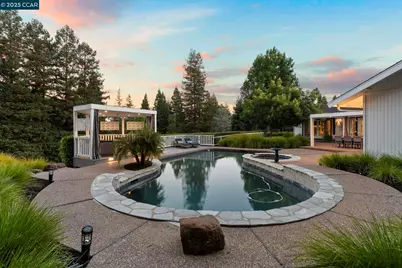 1124 Merlin Ct, Alamo, CA 94507 - Photo 43