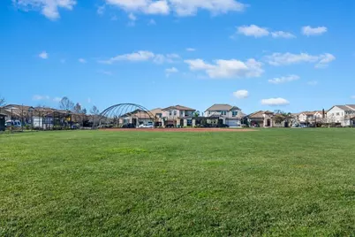 814 Dunmore St, Oakley, CA 94561 - Photo 35