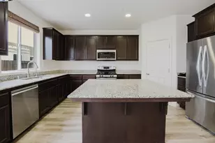 941 Haycastle Ct, Newman, CA 95360 - Photo 11