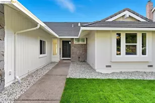 11 Paddock Ct, Pleasant Hill, CA 94523 - Photo 3