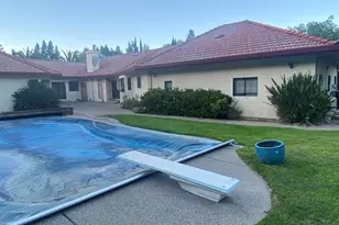 11 Foothill Ln, Pleasanton, CA 94588 - Photo 13