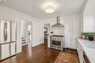 1354 Regent St, Alameda, CA 94501 - Photo 15