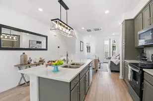 2878 Derbyline Ln, Alameda, CA 94501 - Photo 7