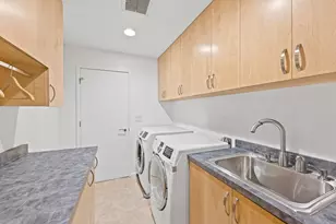 127 Devin Dr, Moraga, CA 94556 - Photo 39