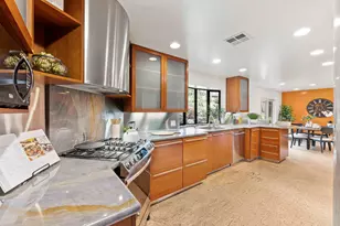 127 Devin Dr, Moraga, CA 94556 - Photo 13