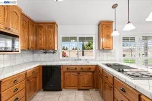 27000 Hillview St, Tracy, CA 95304 - Photo 19