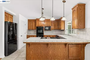 27000 Hillview St, Tracy, CA 95304 - Photo 17