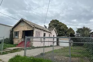 1024 50th Ave, Oakland, CA 94601 - Photo 3