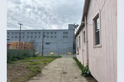 1024 50th Ave, Oakland, CA 94601 - Photo 15