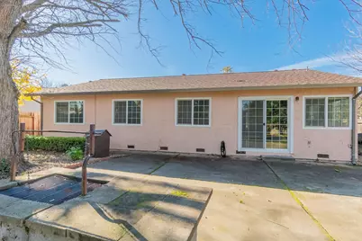 815 La Cruz Ln, Vacaville, CA 95687 - Photo 27