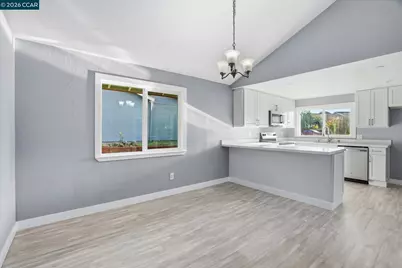 834 Coral Ridge Cir, Rodeo, CA 94572 - Photo 9