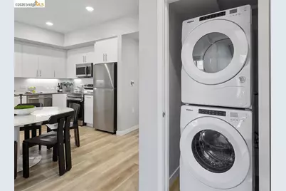 260 Brooklyn Basin Way #519, Oakland, CA 94606 - Photo 27