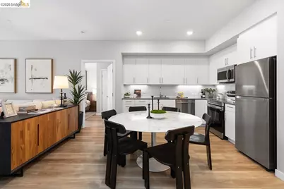 260 Brooklyn Basin Way #519, Oakland, CA 94606 - Photo 3