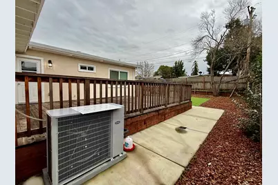 133 San Gorgonio Ave, Vallejo, CA 94589 - Photo 17