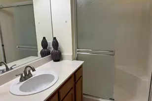 402 Olympus, Hercules, CA 94547 - Photo 13