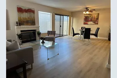 402 Olympus #7, Hercules, CA 94547 - Photo 1