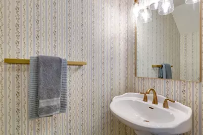 3171 Bayview Dr, Alameda, CA 94501 - Photo 13