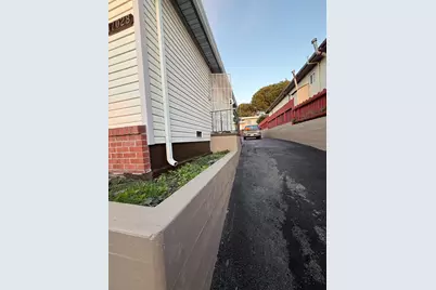 17028 Santa Fe St, Hayward, CA 94541 - Photo 5