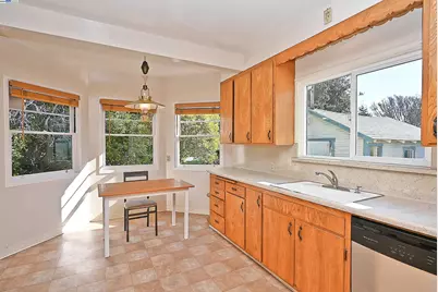 181 Lewelling Blvd, San Lorenzo, CA 94580 - Photo 15