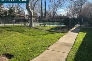 5451 Roundtree Pl, Concord, CA 94521 - Photo 19