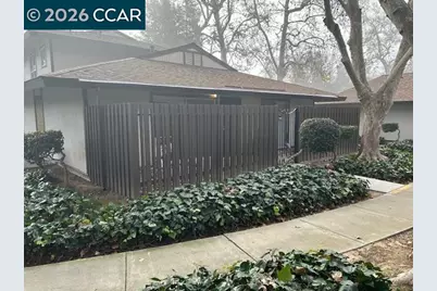 5451 Roundtree Pl #F, Concord, CA 94521 - Photo 21