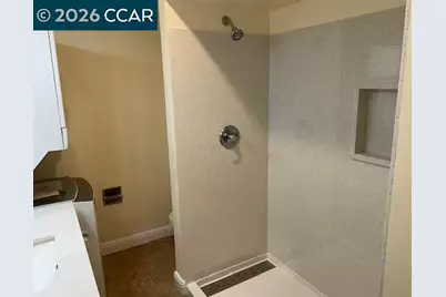 5451 Roundtree Pl, Concord, CA 94521 - Photo 9