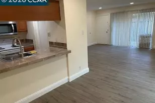 5451 Roundtree Pl, Concord, CA 94521 - Photo 5