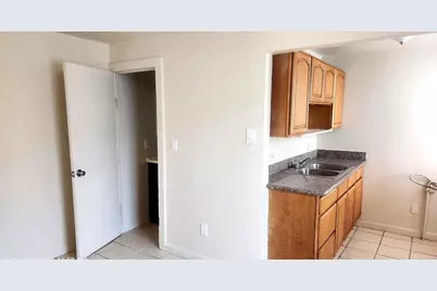 874 Isabella St, Oakland, CA 94607 - Photo 9