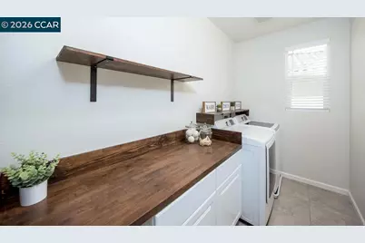 252 Lasata Dr, Tracy, CA 95377 - Photo 17