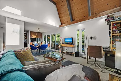 5982 Ascot Dr, Oakland, CA 94611 - Photo 3