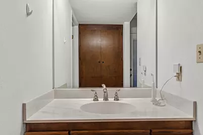 5982 Ascot Dr, Oakland, CA 94611 - Photo 23