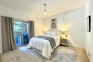 320 Caldecott Ln, Oakland, CA 94618 - Photo 9