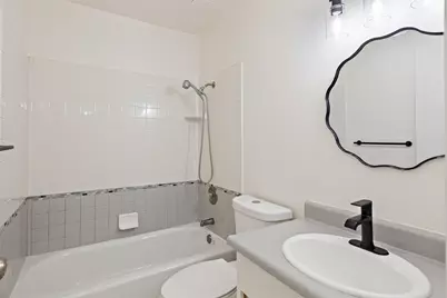 7 Commodore Dr #355, Emeryville, CA 94608 - Photo 17