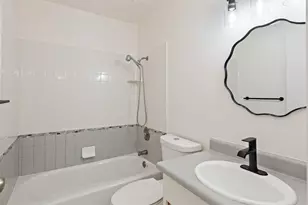 7 Commodore Dr, Emeryville, CA 94608 - Photo 17