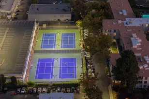 7 Commodore Dr, Emeryville, CA 94608 - Photo 33