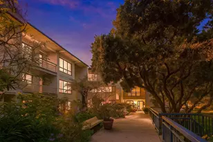 7 Commodore Dr, Emeryville, CA 94608 - Photo 19