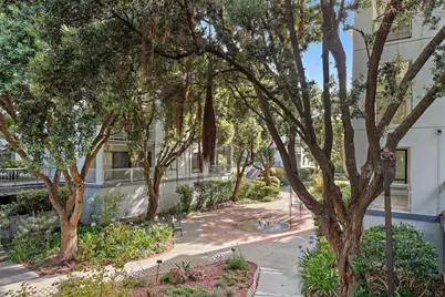 7 Commodore Dr #355, Emeryville, CA 94608 - Photo 21