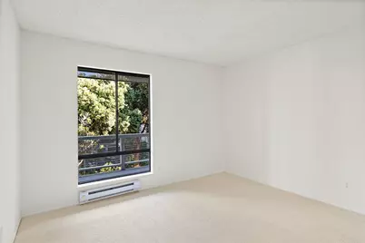 7 Commodore Dr #355, Emeryville, CA 94608 - Photo 13