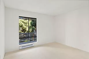 7 Commodore Dr, Emeryville, CA 94608 - Photo 13