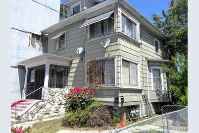 3020 19 Th, Oakland, CA 94601 - Photo 1