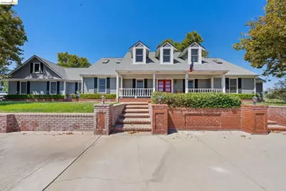 51 Cunha Ct, Oakley, CA 94561 - Photo 1