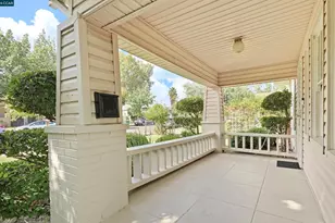 511 Locust St, Lodi, CA 95240 - Photo 3