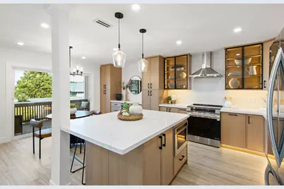 2772 Tice Creek Dr #4, Walnut Creek, CA 94595 - Photo 3