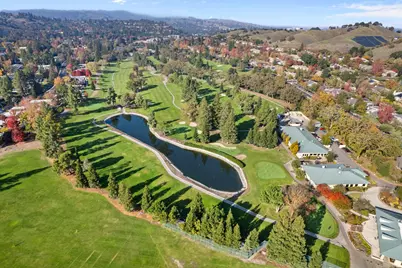 2772 Tice Creek Dr #4, Walnut Creek, CA 94595 - Photo 39