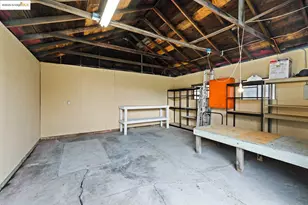 1076 61st St, Oakland, CA 94608 - Photo 49