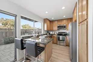 842 Erickson Ln, Foster City, CA 94404 - Photo 13